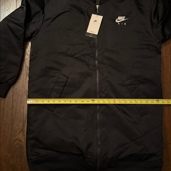 𝐍𝐈𝐊𝐄 Therma-Fit Long Bomber Jacket in Black Size Large - Picture 15 of 16